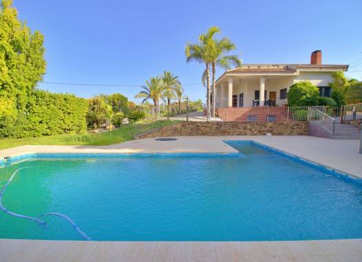 Villa - Odsprzedaż - Elche - Peña las Águilas