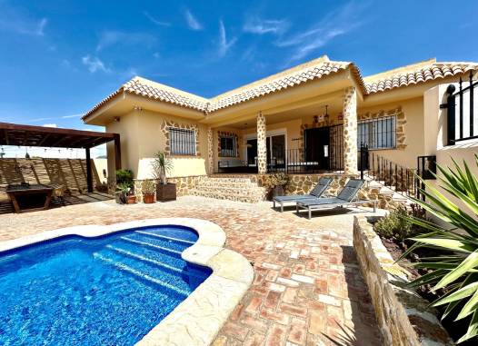 Villa - Odsprzedaż - La Zenia - Costa Blanca