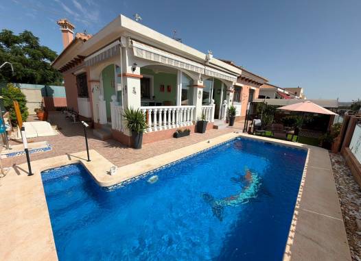 Villa - Odsprzedaż - Los Montesinos - Costa Blanca