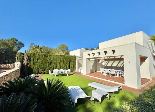 Villa - Odsprzedaż - Orihuela - Las Colinas Golf