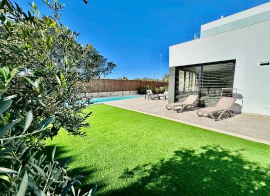 Villa - Odsprzedaż - Orihuela - Las Colinas Golf