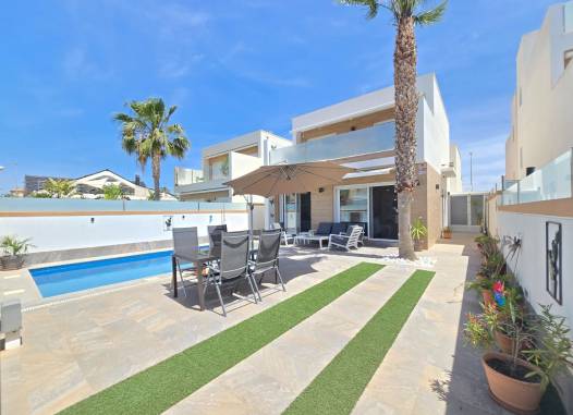 Villa - Odsprzedaż - Pilar de la Horadada - Costa Blanca
