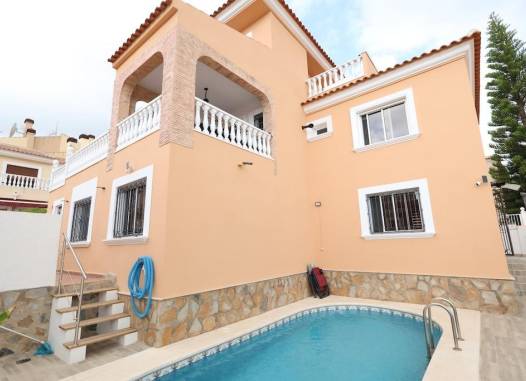 Villa - Odsprzedaż - San Miguel de Salinas - Inland