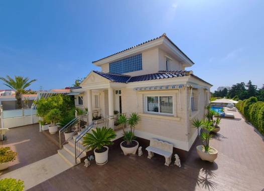 Villa - Odsprzedaż - Torrevieja - Costa Blanca