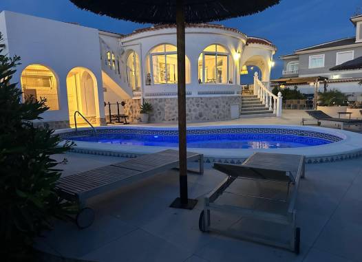 Villa - Odsprzedaż - Torrevieja - Costa Blanca
