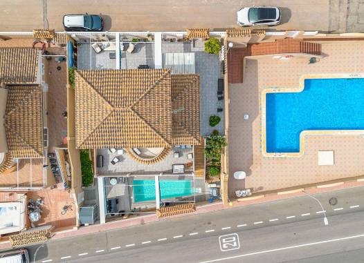 Villa - Odsprzedaż - Torrevieja - Los Balcones - Los Altos del Edén