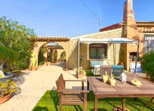 Villa - Odsprzedaż - Torrevieja - Torreblanca