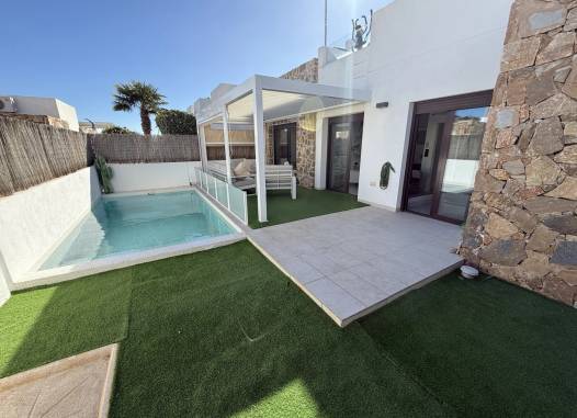 Вилла - Перепродажа - Cabo Roig - Costa Blanca