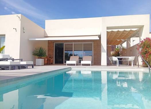 Вилла - Перепродажа - La Finca Golf Resort - Inland