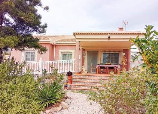Вилла - Перепродажа - Torrevieja - La Siesta - El Salado - Torreta