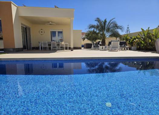 Вилла - Перепродажа - Torrevieja - La Siesta - El Salado - Torreta