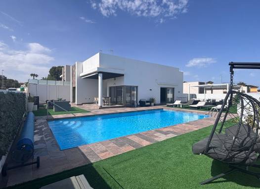 Вилла - Перепродажа - Villamartin - Costa Blanca
