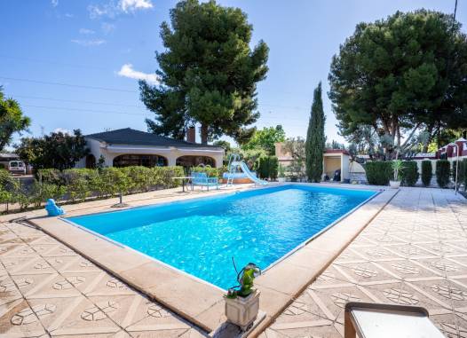 Villa - Resale - Alicante - - Centro  -
