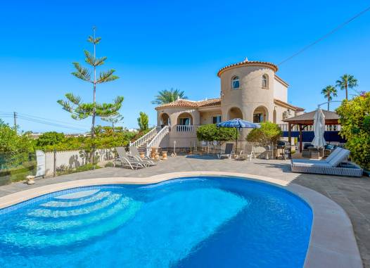 Villa - Resale - Almoradí - Inland