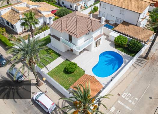 Villa - Resale - Cabo Roig - Cabo Roig