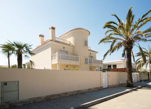 Villa - Resale - Cabo Roig - MLSC1637257