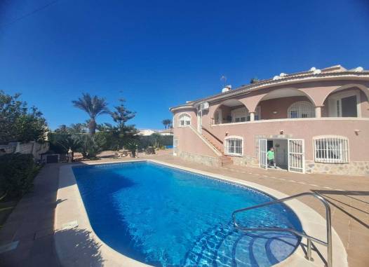 Villa - Resale - Ciudad Quesada - Costa Blanca