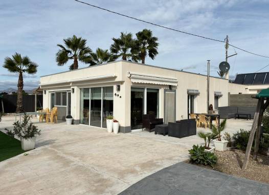 Villa - Resale - Crevillent - Costa Blanca