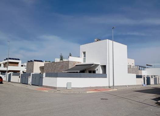 Villa - Resale - Daya Vieja - Costa Blanca