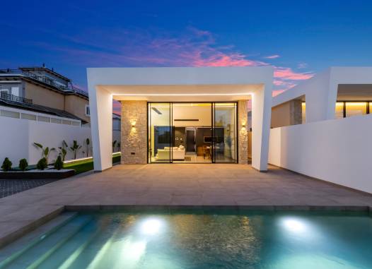 Villa - Resale - El Chaparral - Inland