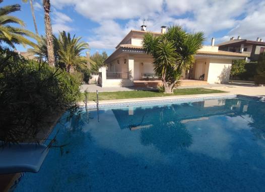 Villa - Resale - Elda - Inland