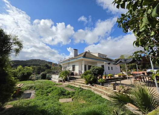 Villa - Resale - Elda - Inland