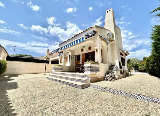 Villa - Resale - La Zenia - Costa Blanca