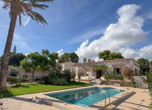 Villa - Resale - Los Balcones - Costa Blanca