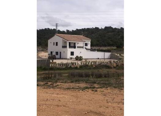 Villa - Resale - Pinoso - Inland