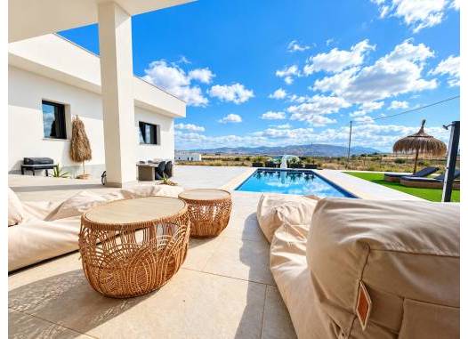 Villa - Resale - Pinoso - Inland