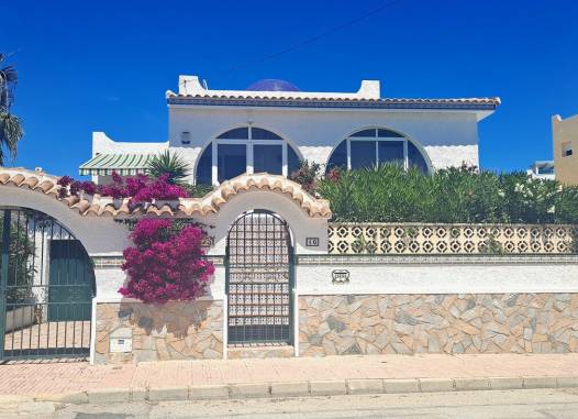 Villa - Resale - San Miguel de Salinas - Inland