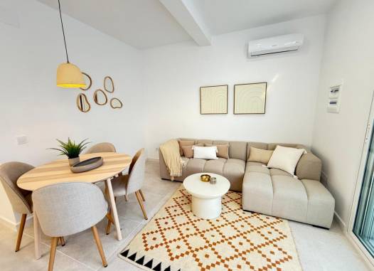 Villa - Resale - Torrevieja - El Chaparral