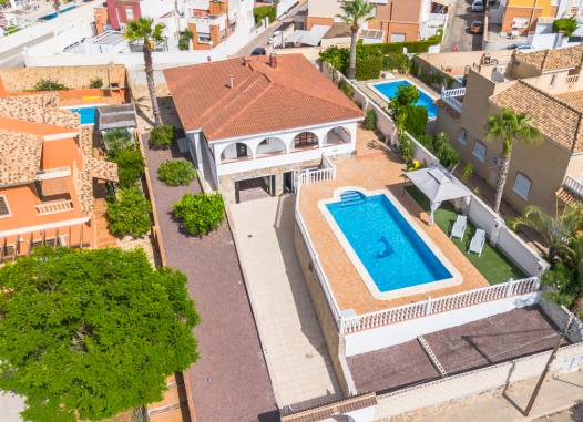 Villa - Resale - Torrevieja - Los Balcones