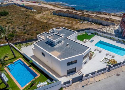 Villa - Resale - Torrevieja - MLSC4423716