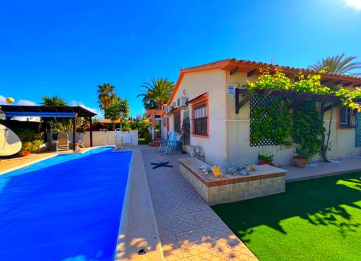 Villa - Salg - Cabo Roig - Costa Blanca