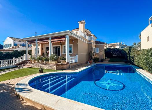 Villa - Salg - La Mata - Costa Blanca