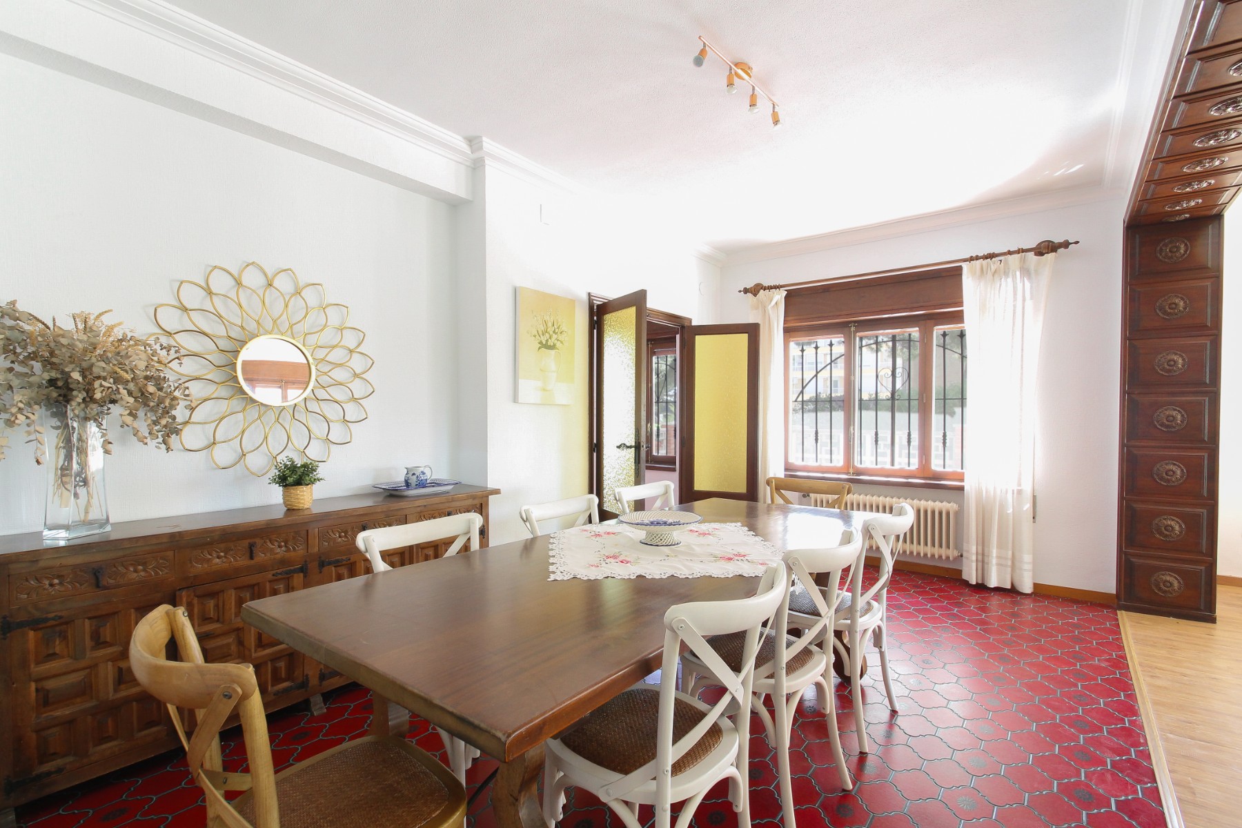 Vrijstaande villa te koop in El Campello, El Campello