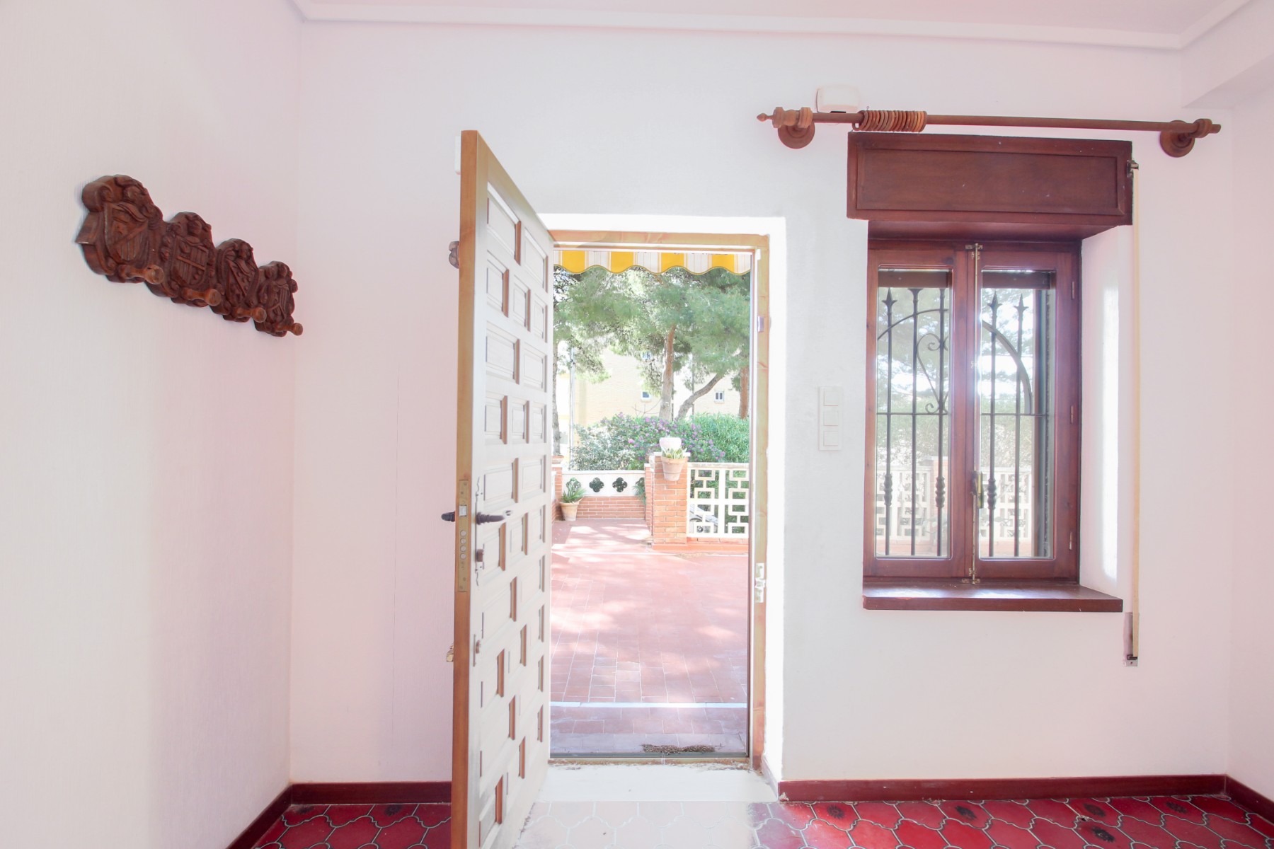Vrijstaande villa te koop in El Campello, El Campello