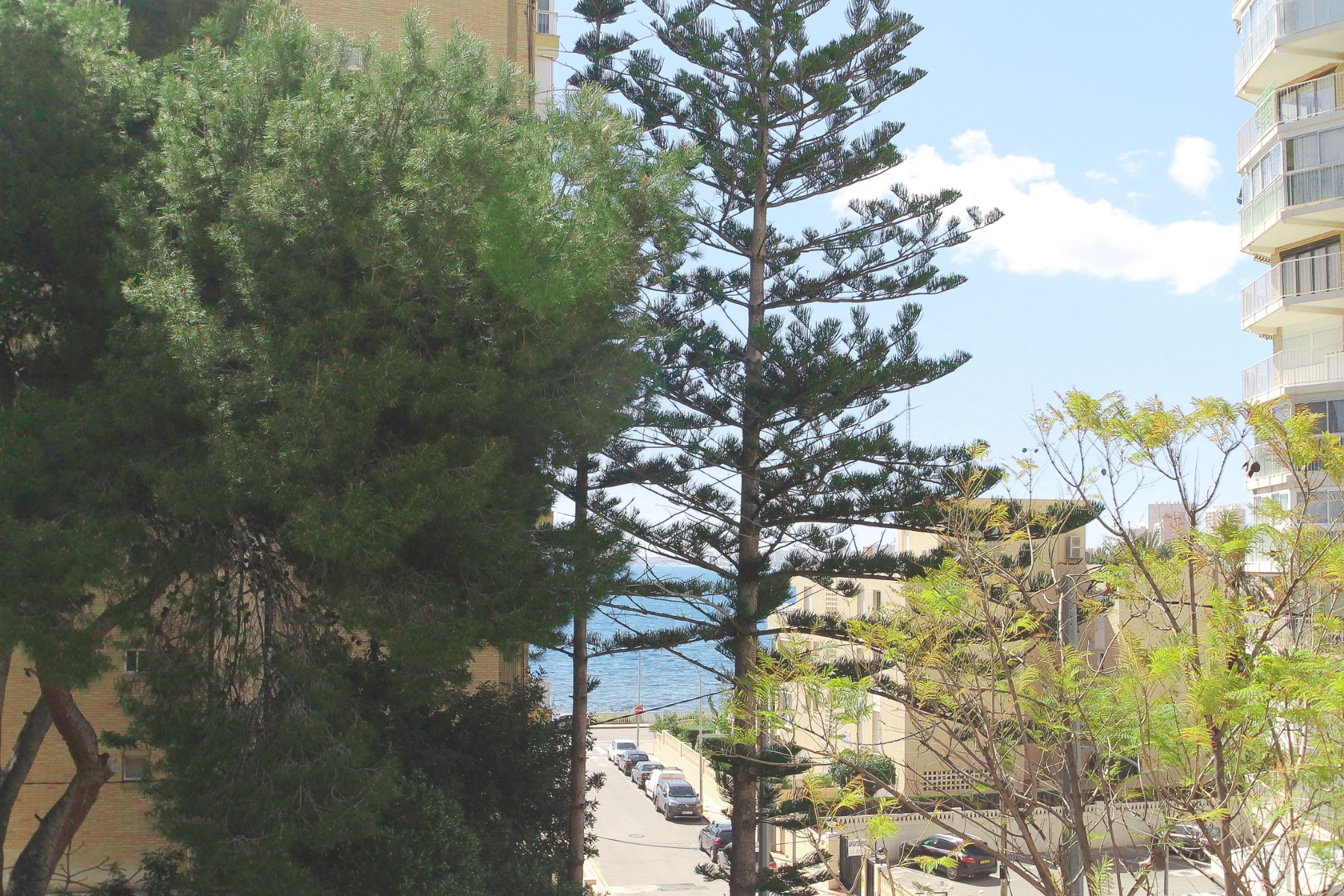 Vrijstaande villa te koop in El Campello, El Campello