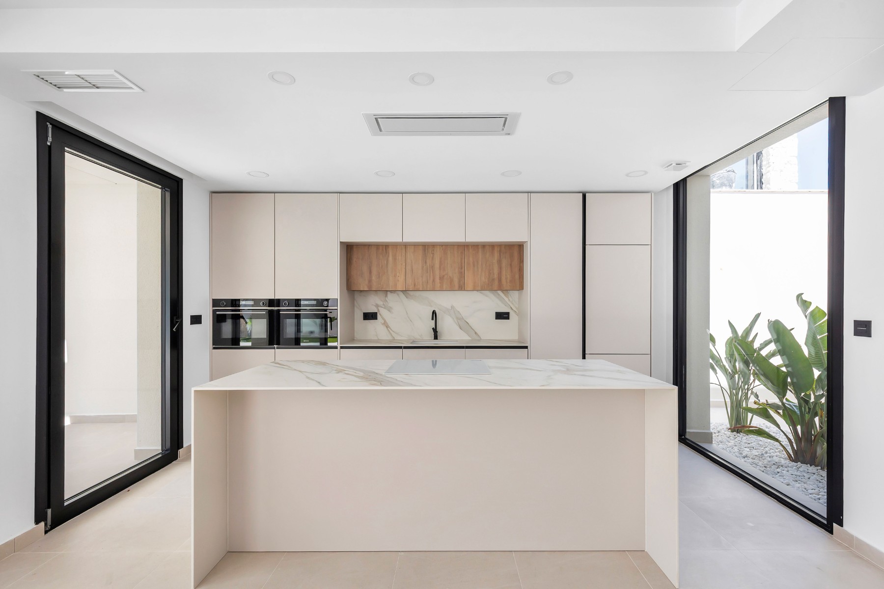 Townhouse / Duplex with 4 bedrooms